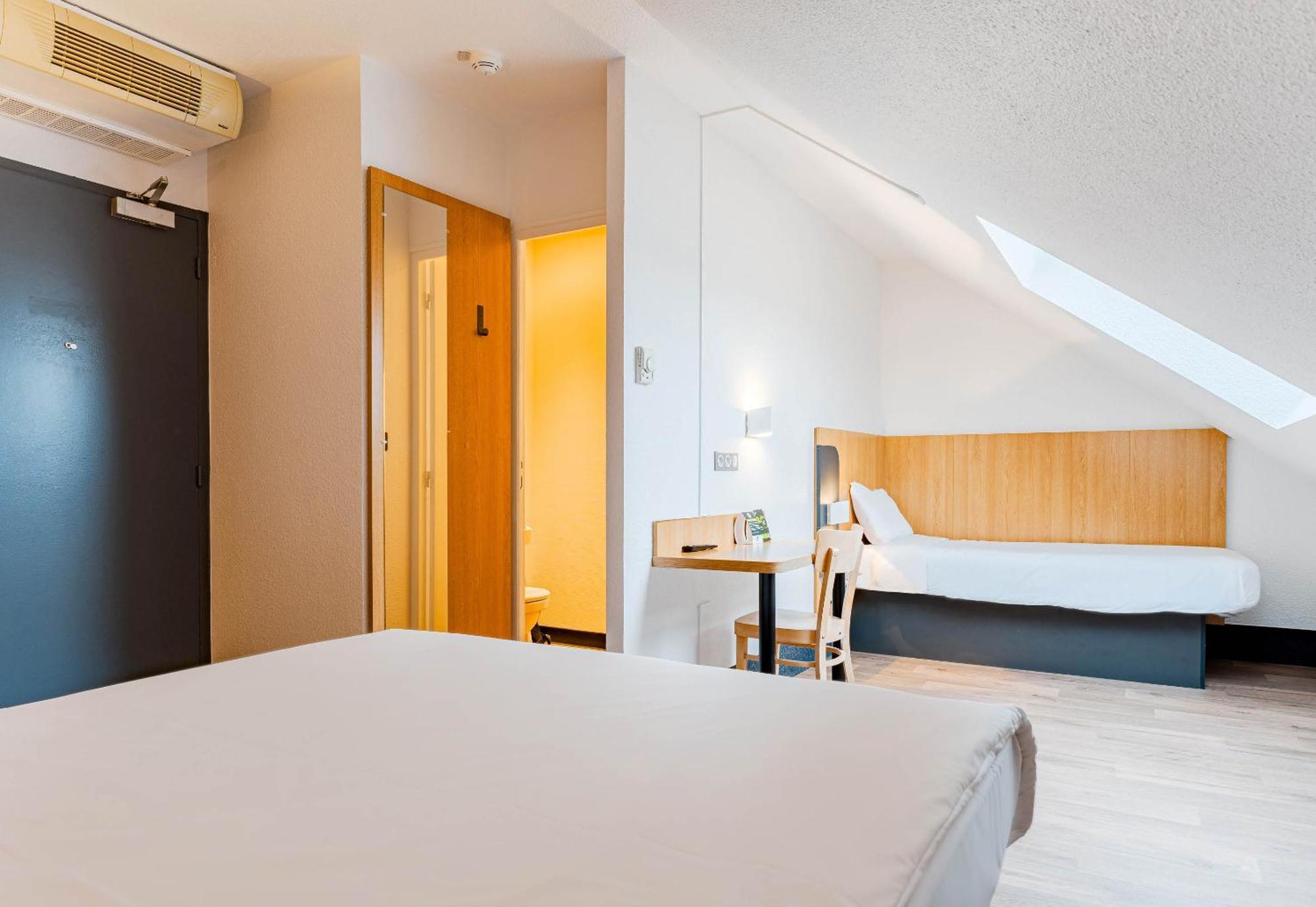 B&B Hotel Poitiers 3 Futuroscope Шассней-дю-Пуату Екстер'єр фото